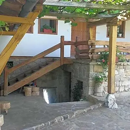 Pri Chakara