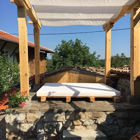 Pri Chakara 2* Arbanasi