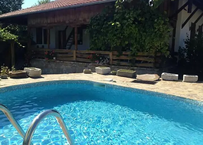 Pri Chakara Arbanasi