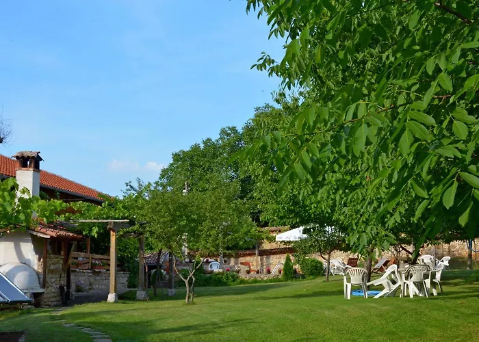 Pri Chakara 2* Arbanasi